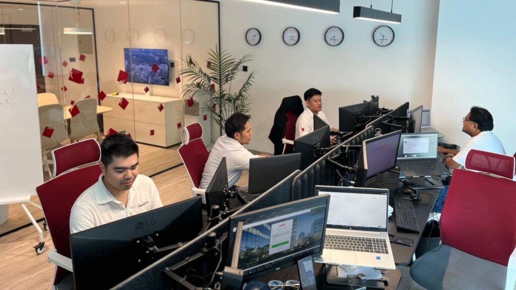 Microbyte Dubai IT support operations team in the office